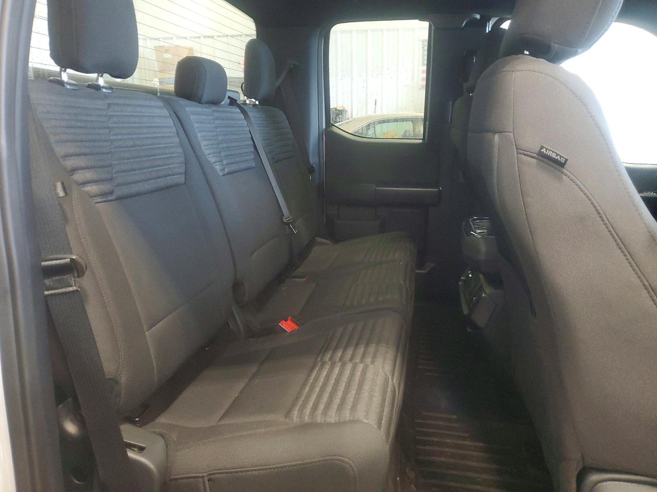 Ford F-150 Super Cab