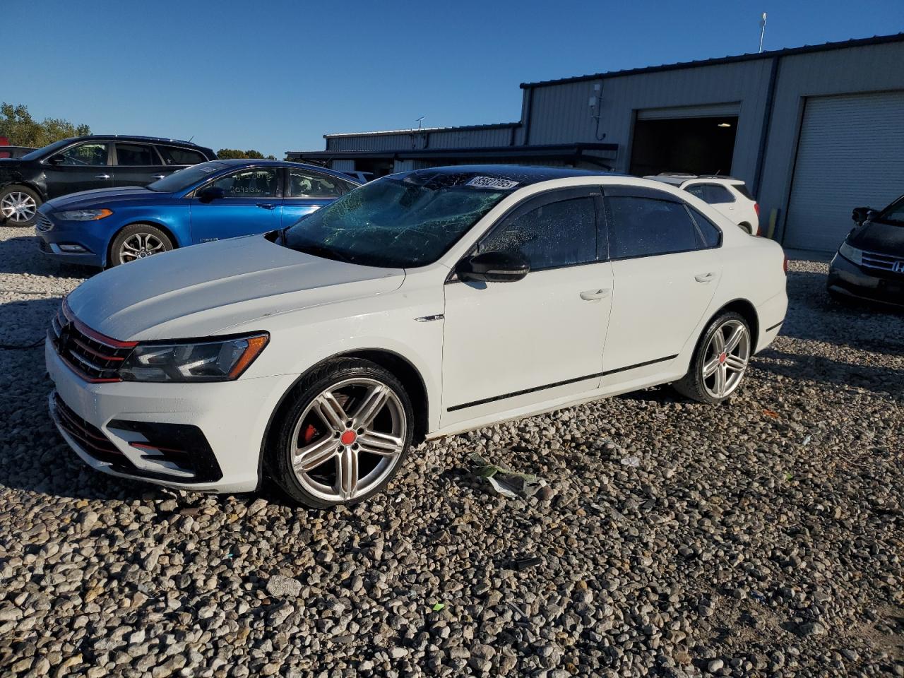 Salvage Volkswagen Passat Image