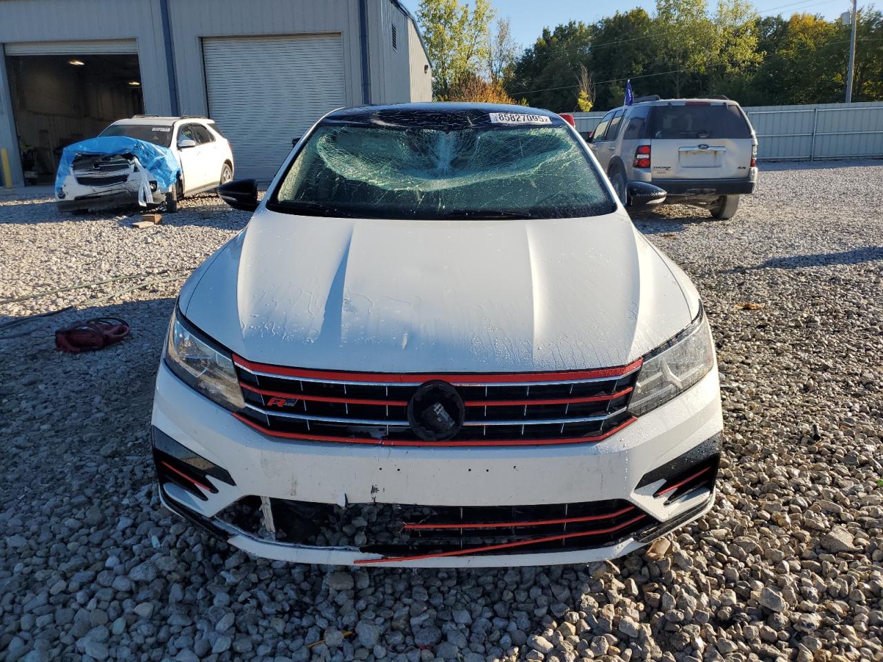 Volkswagen Passat R-line