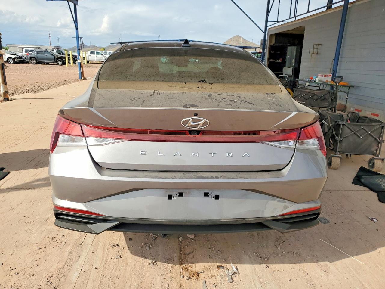 Hyundai ELANTRA Sel