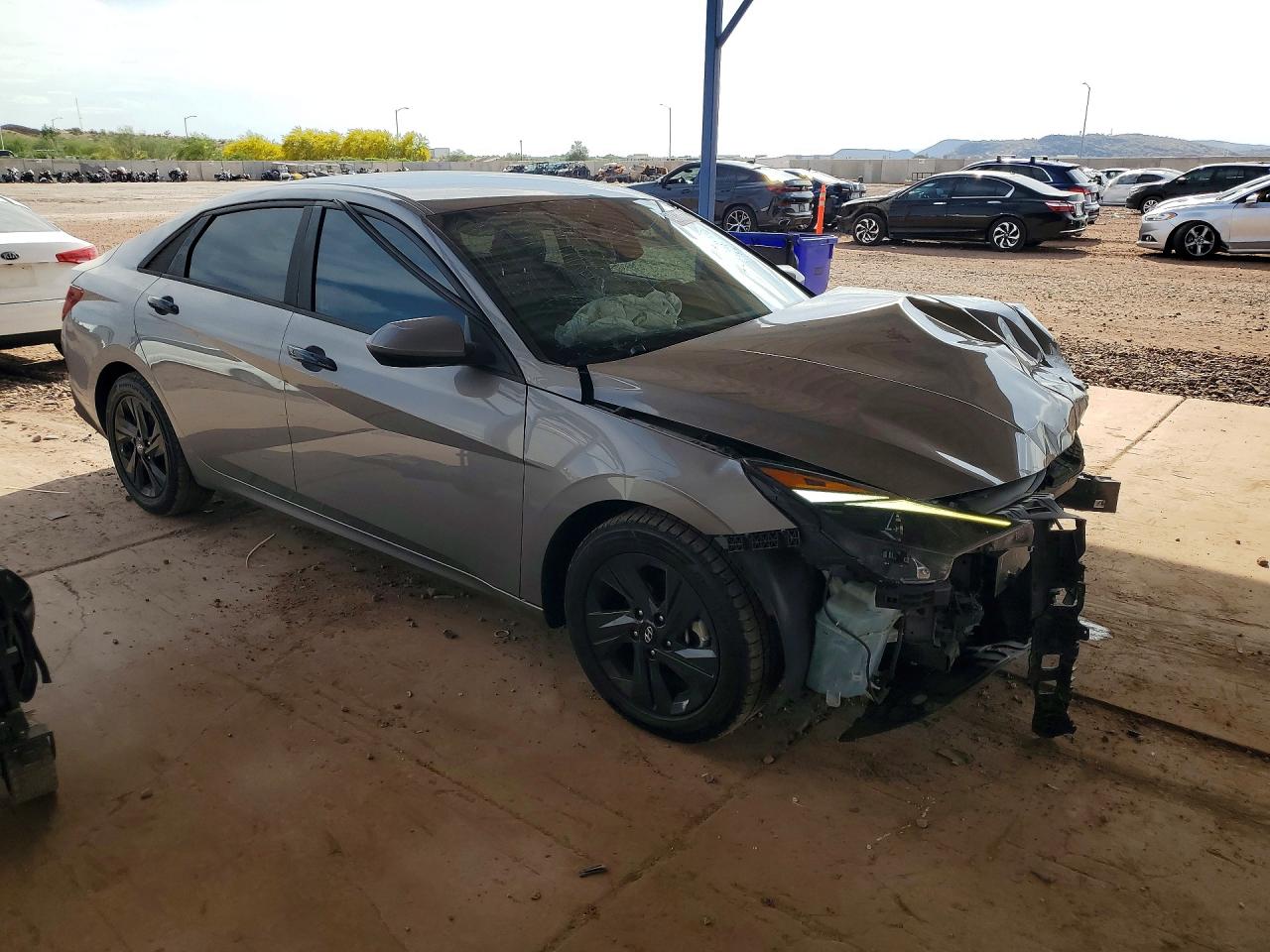 Hyundai ELANTRA Sel
