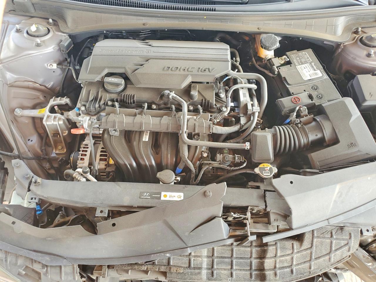 Hyundai ELANTRA Sel