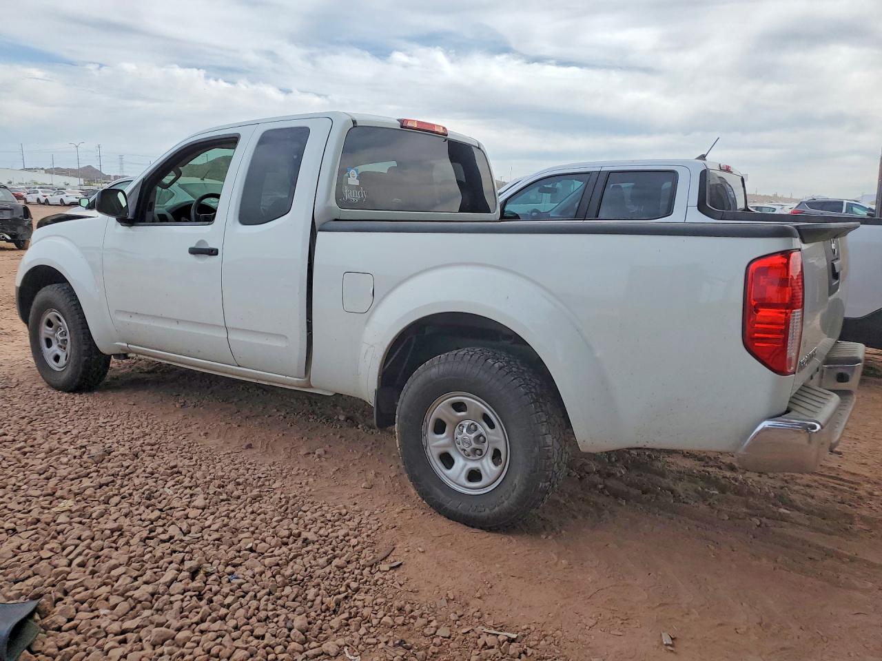 Nissan Frontier S