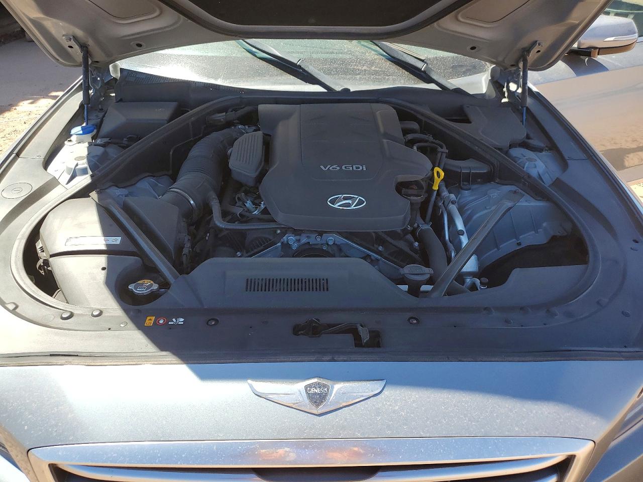 Hyundai Genesis 3.8l