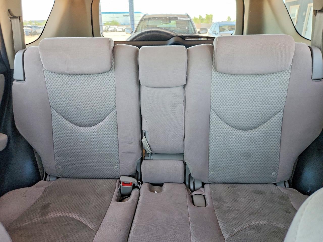 Toyota RAV4 Base