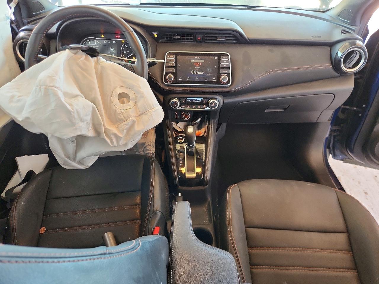 Nissan Kicks Sr