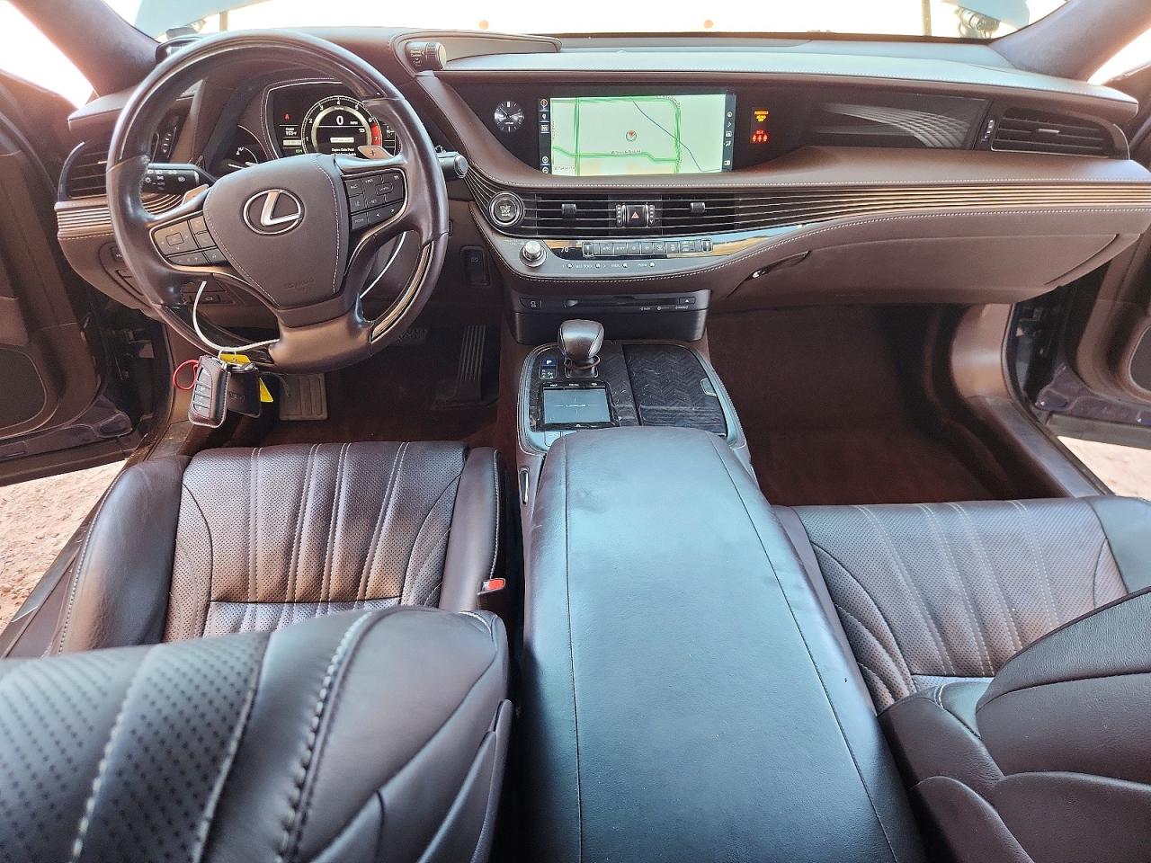 Lexus LS Base