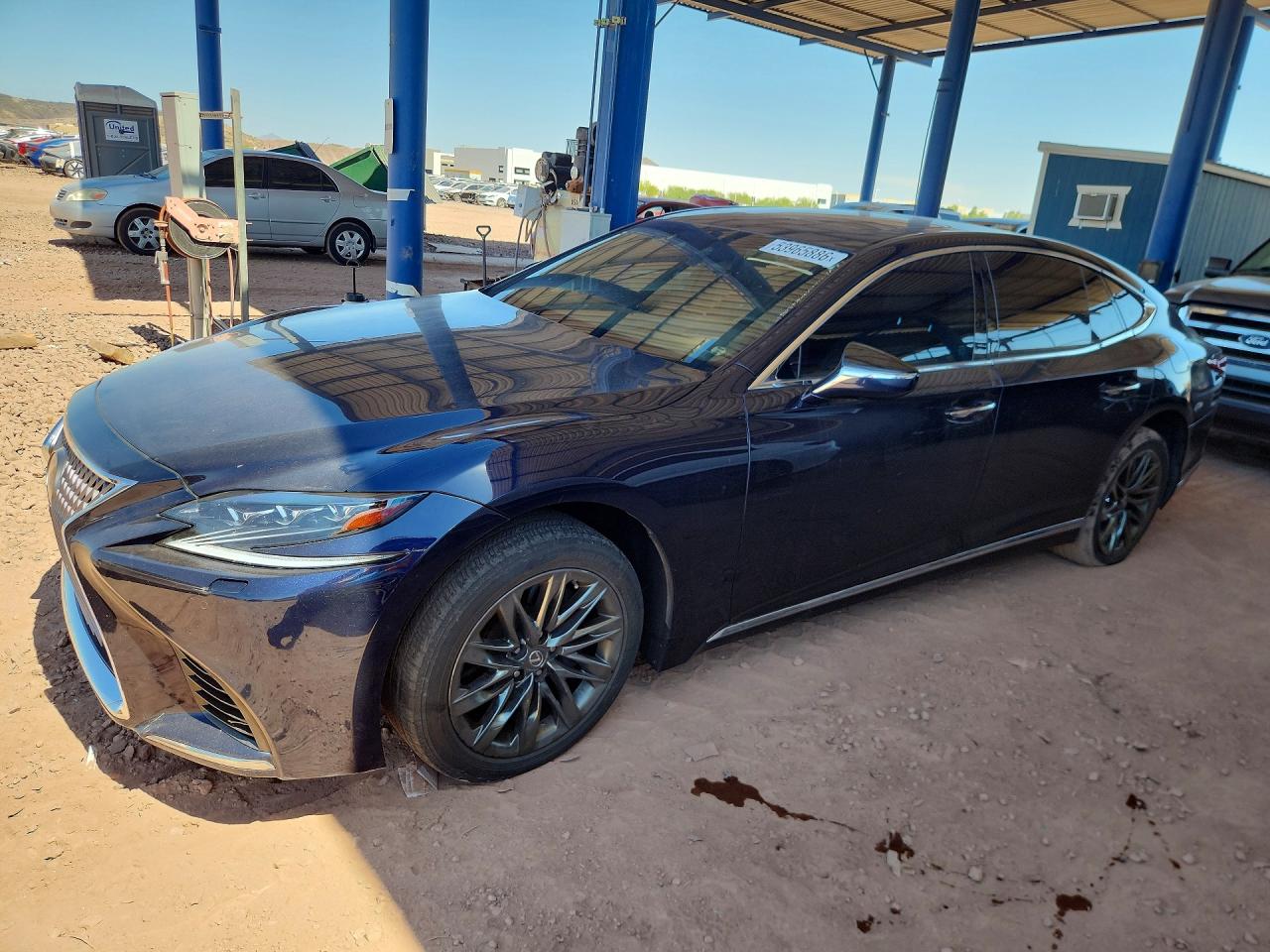 Salvage Lexus LS Image