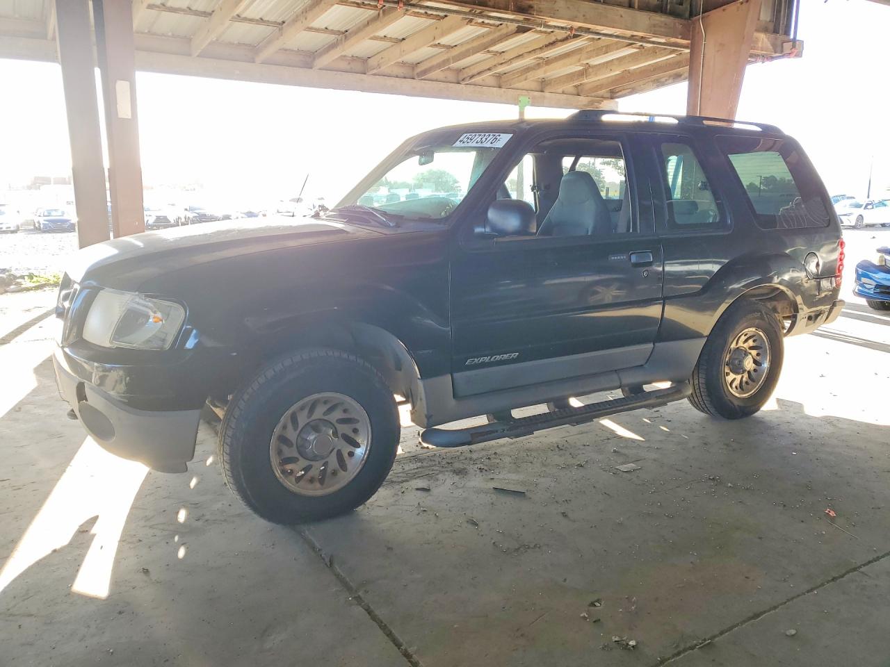 Salvage Ford Explorer Image