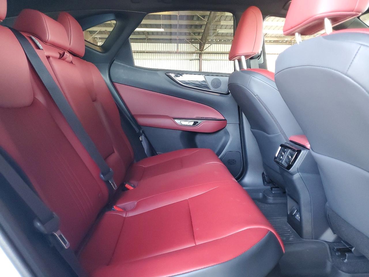 Lexus NX Premium