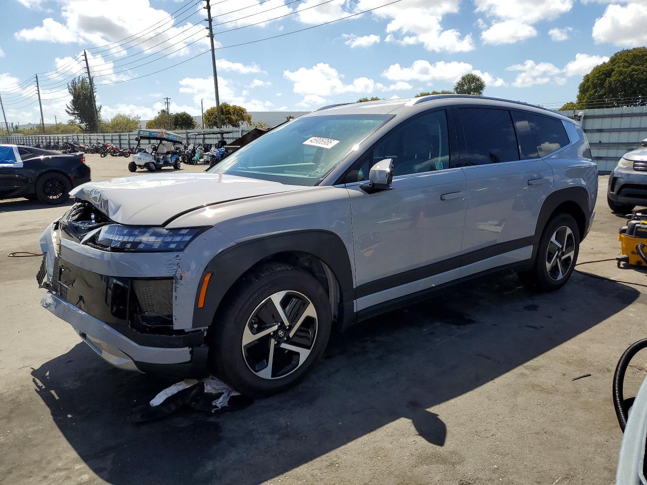 Salvage Hyundai Ioniq Image