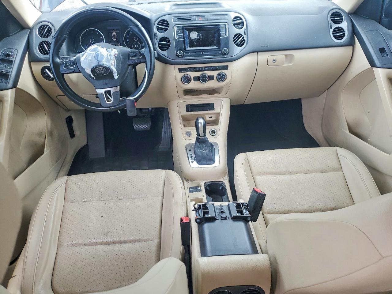 Volkswagen Tiguan S