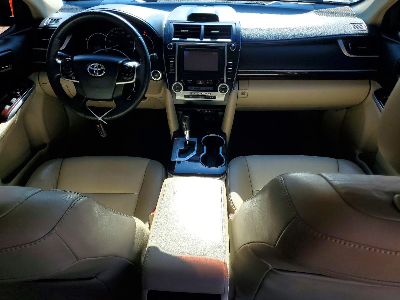 Toyota Camry Xle