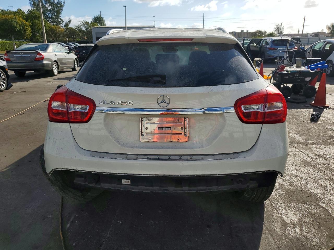 Mercedes-Benz GLA 250