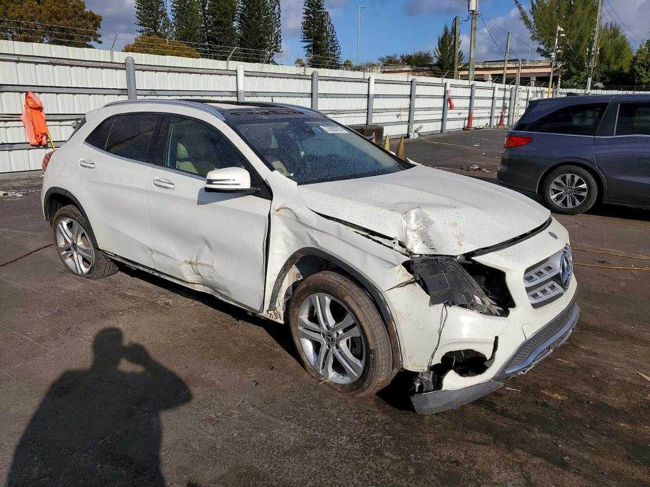 Mercedes-Benz GLA 250