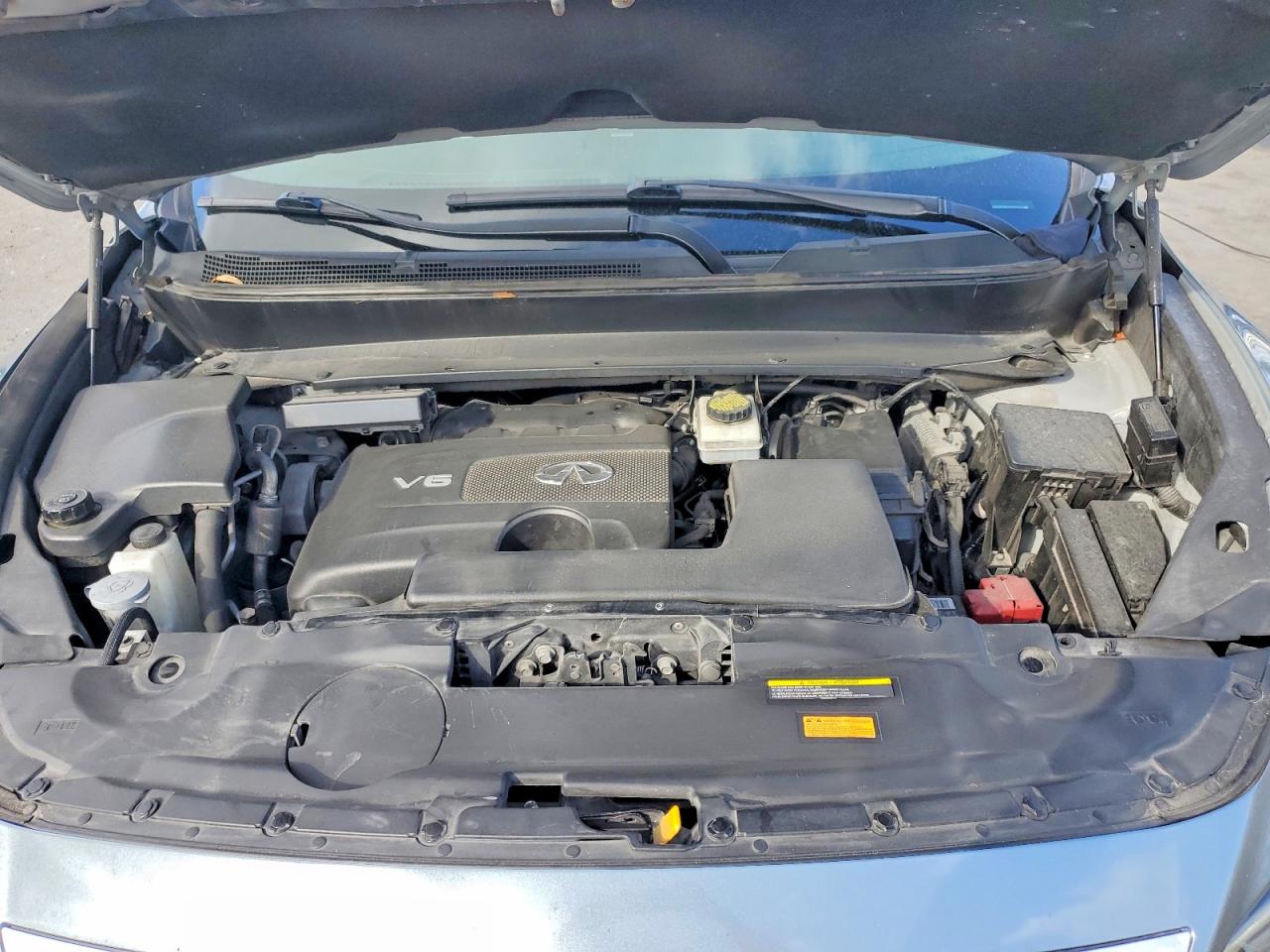 INFINITI Qx Luxe