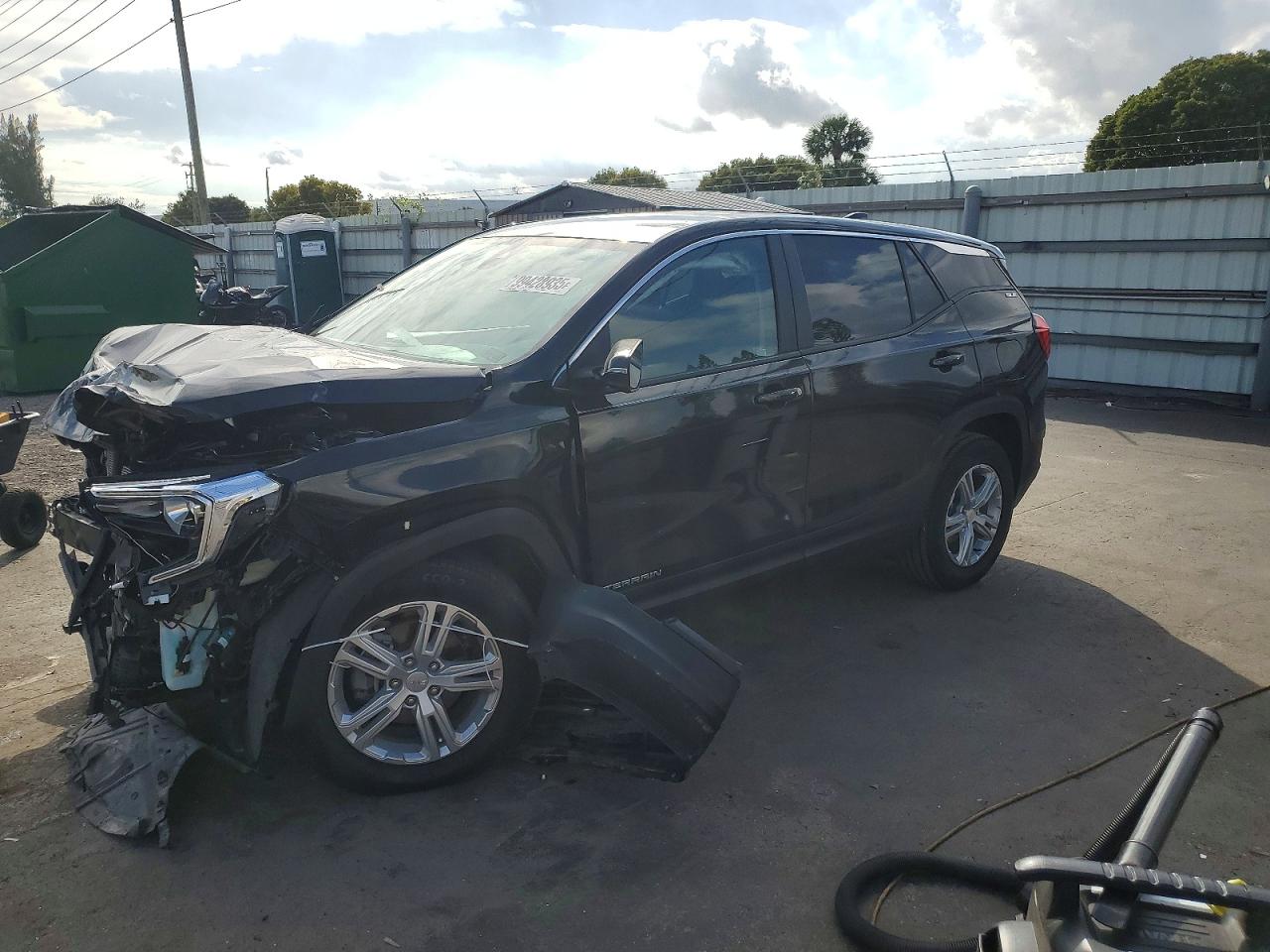 Salvage GMC Terrain Image
