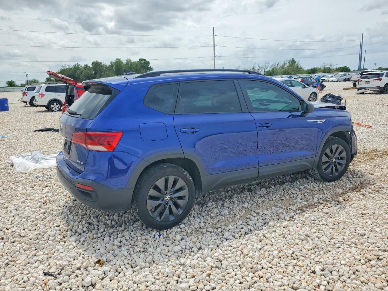 Volkswagen Taos S