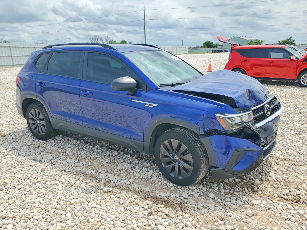 Volkswagen Taos S