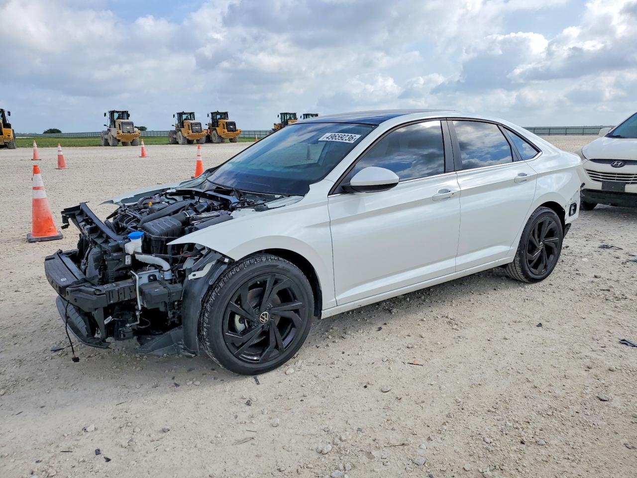 Salvage Volkswagen Jetta Image