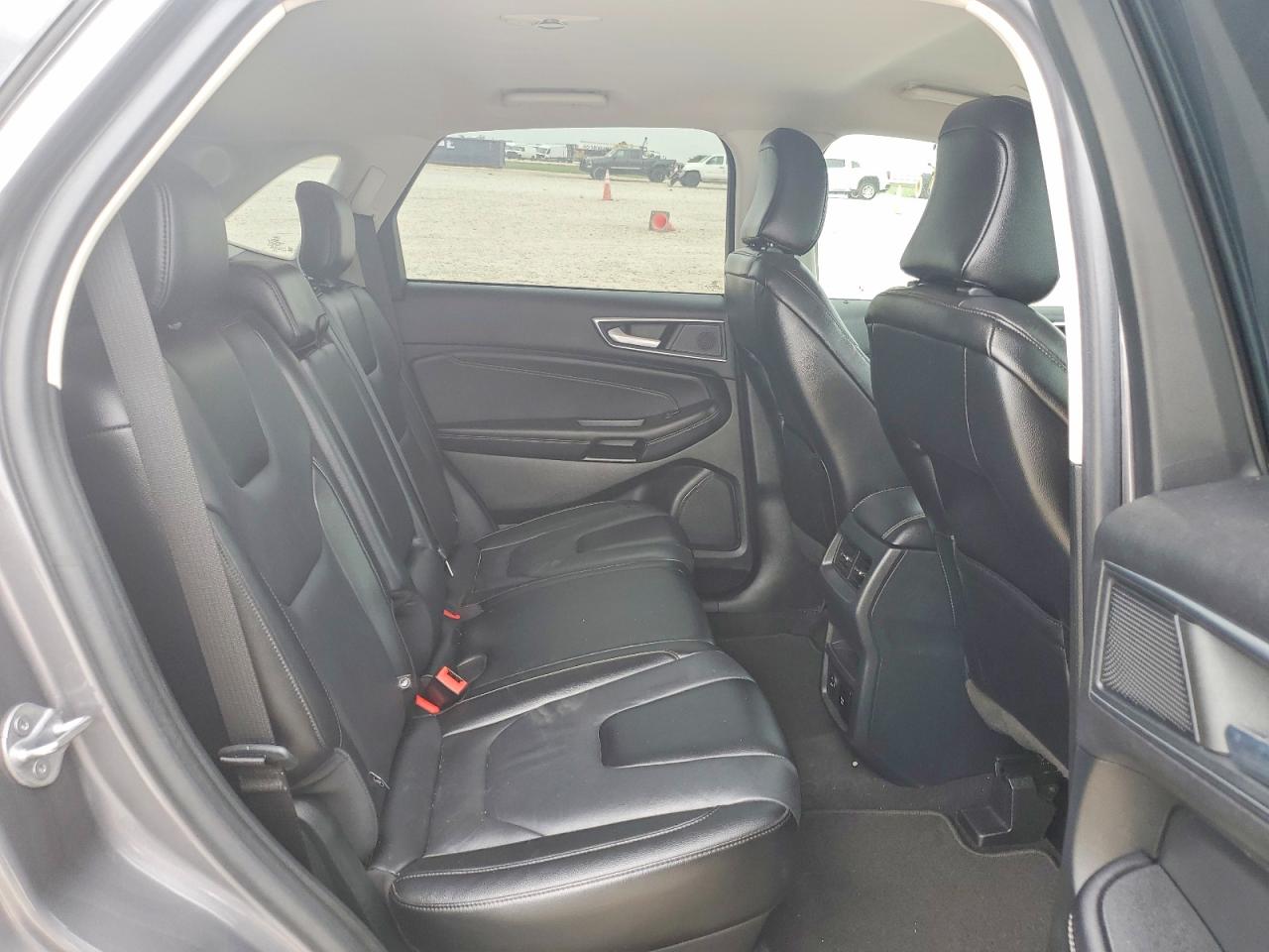 Ford Edge Titanium