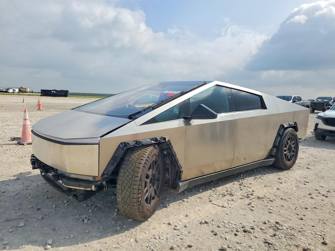 Salvage Tesla Cybertruck Image
