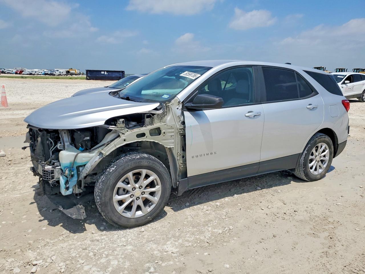 Salvage Chevrolet Equinox Image