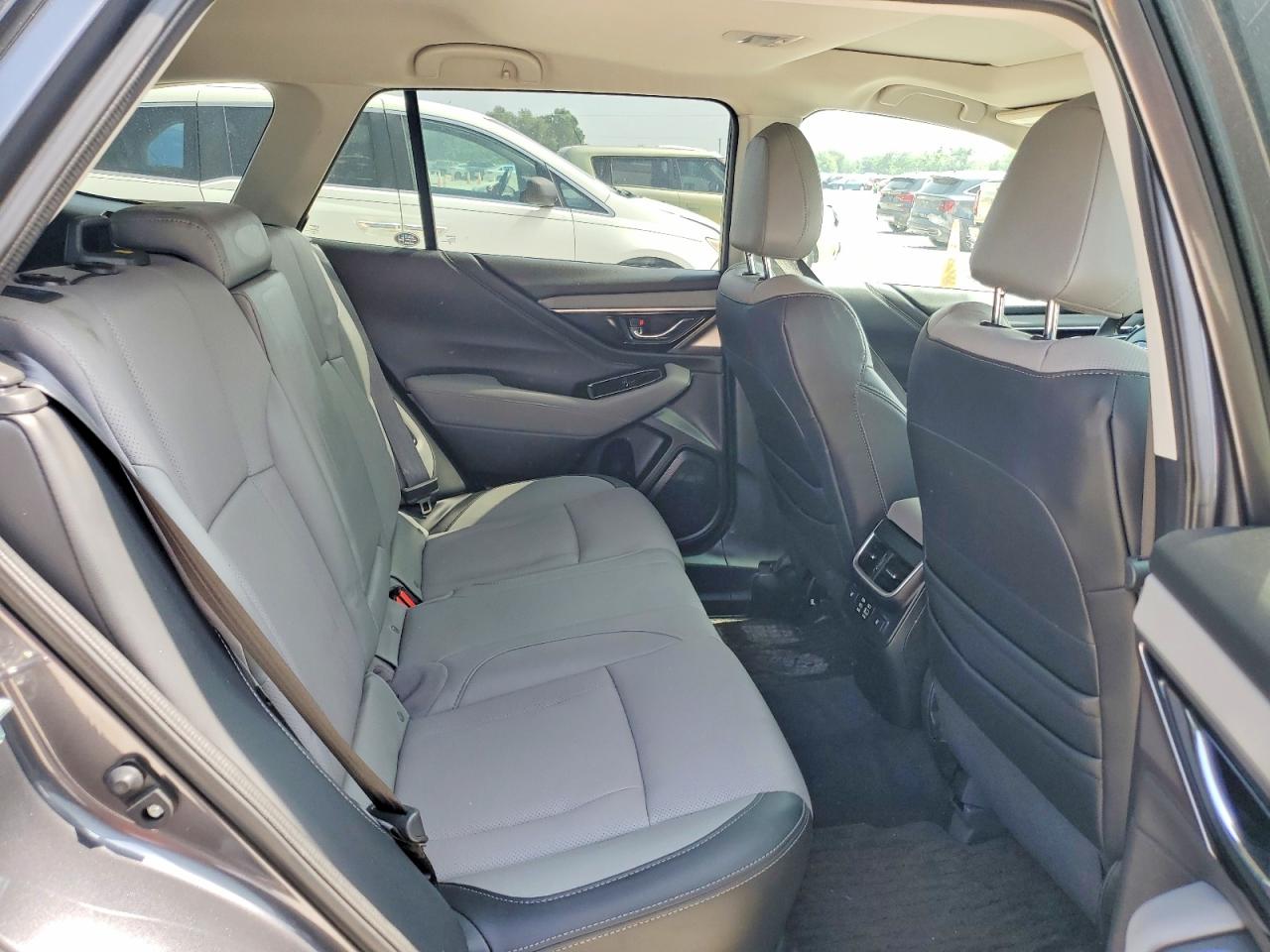 Subaru Outback Limited