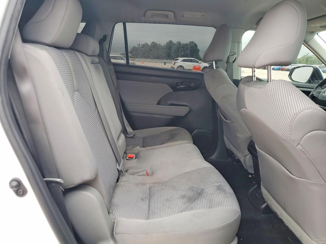 Toyota Highlander L