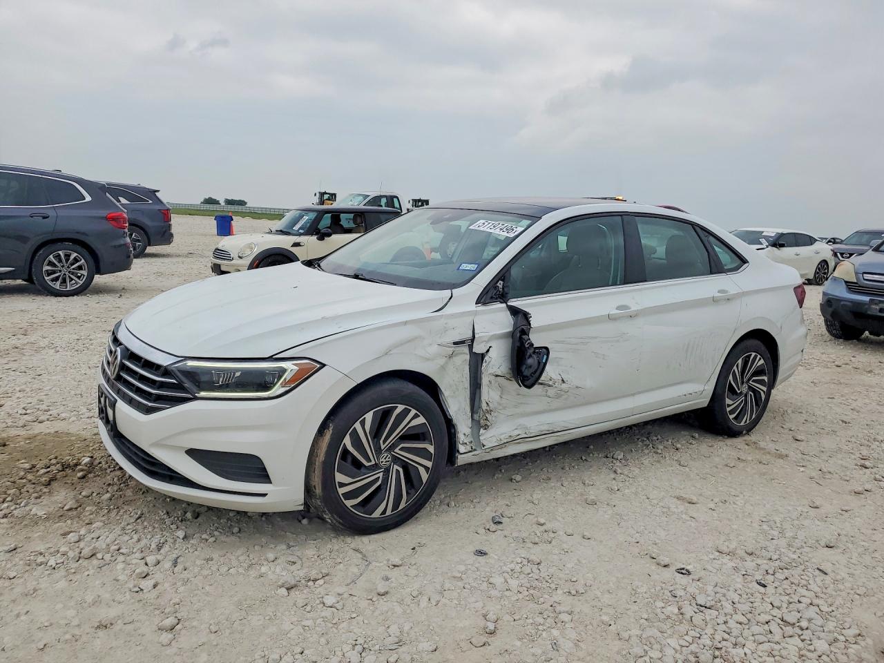 Salvage Volkswagen Jetta Image