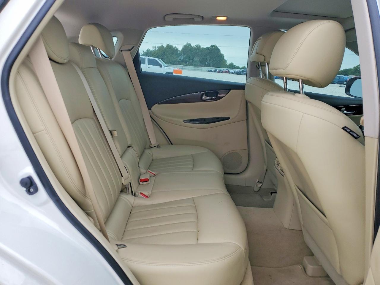 INFINITI Qx Base