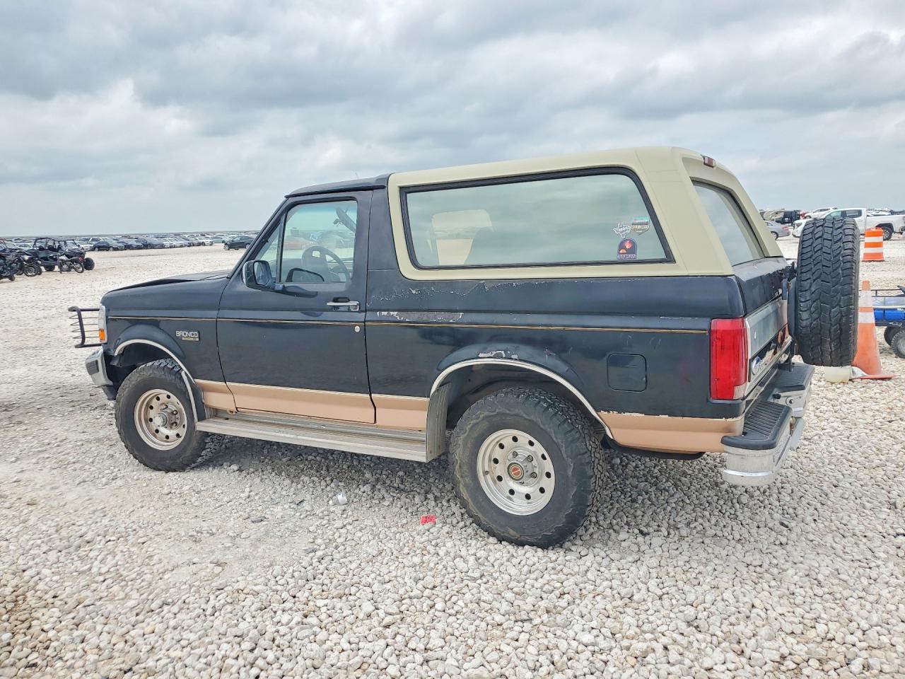 Ford Bronco U100