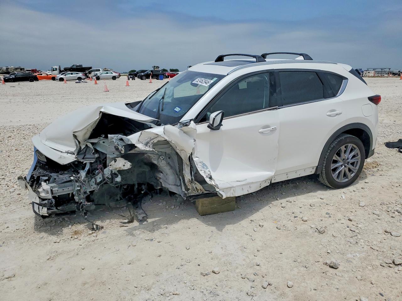 Salvage Mazda Cx Image