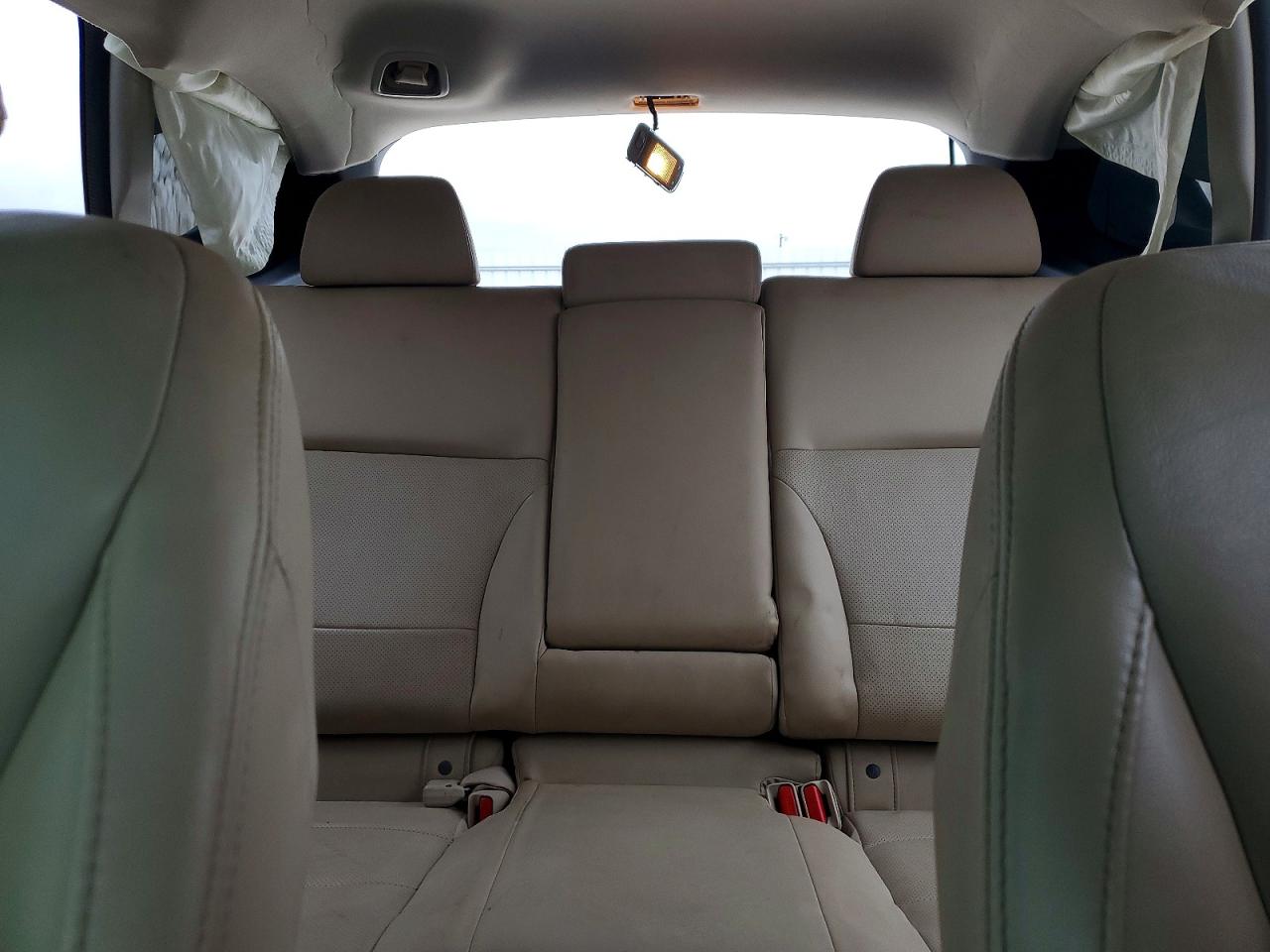 Subaru Outback 3.6r Limited