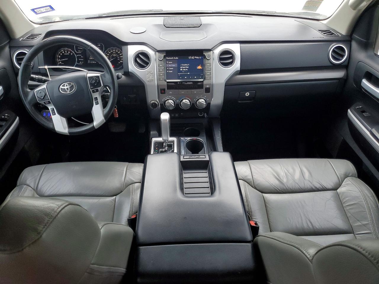 Toyota Tundra Sr5