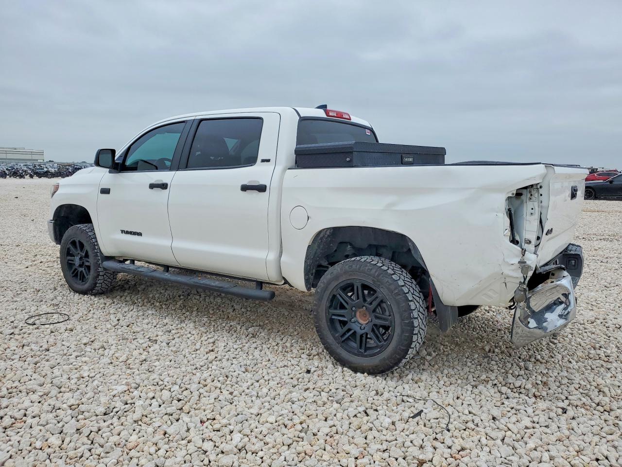 Toyota Tundra Sr5