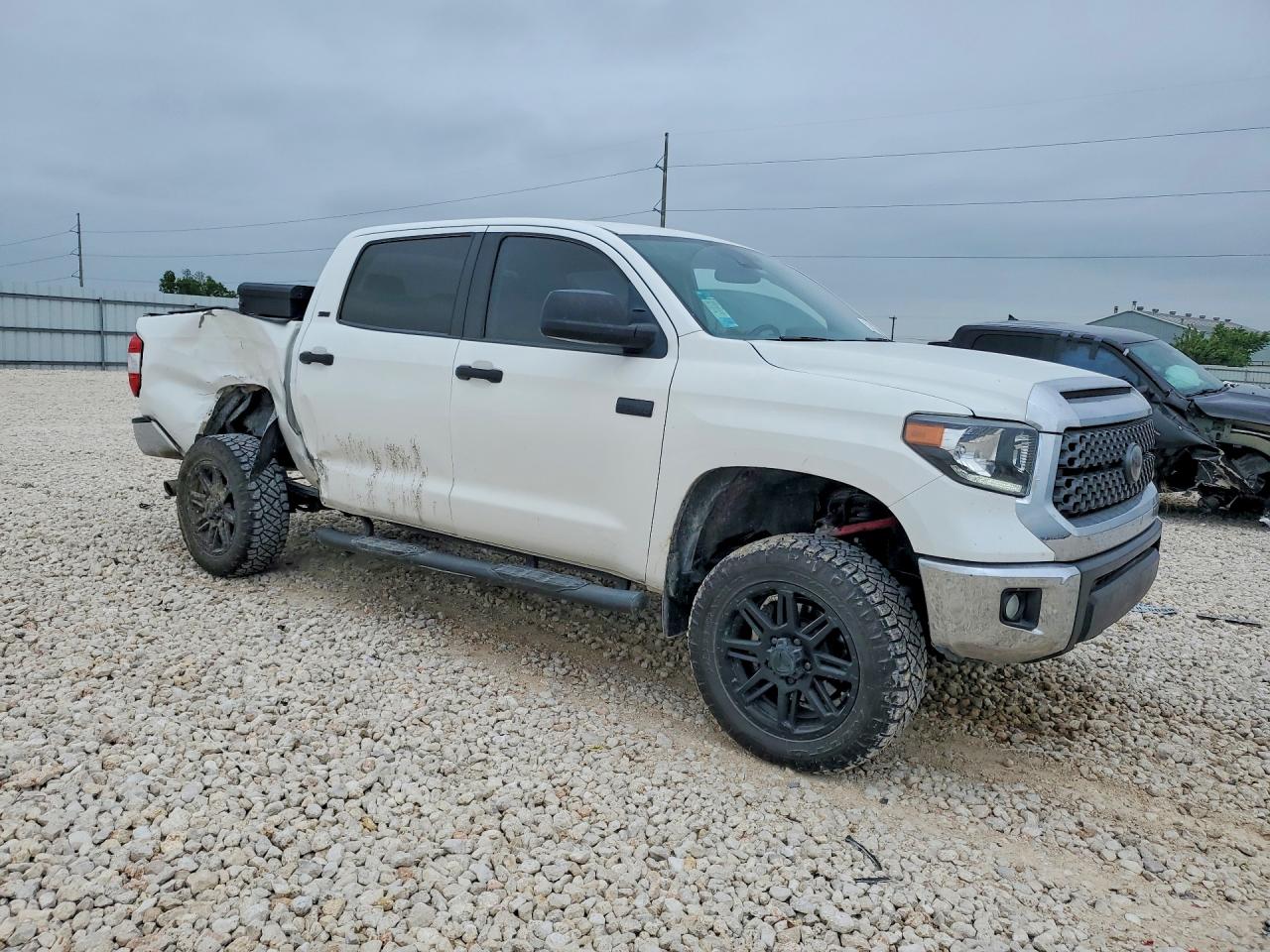 Toyota Tundra Sr5