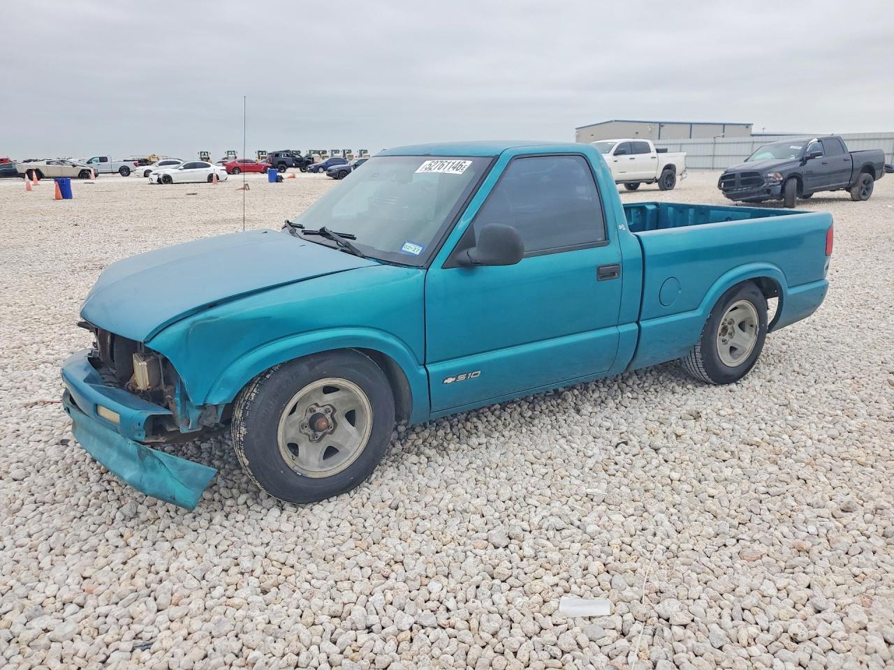 Salvage Chevrolet S-10 Image