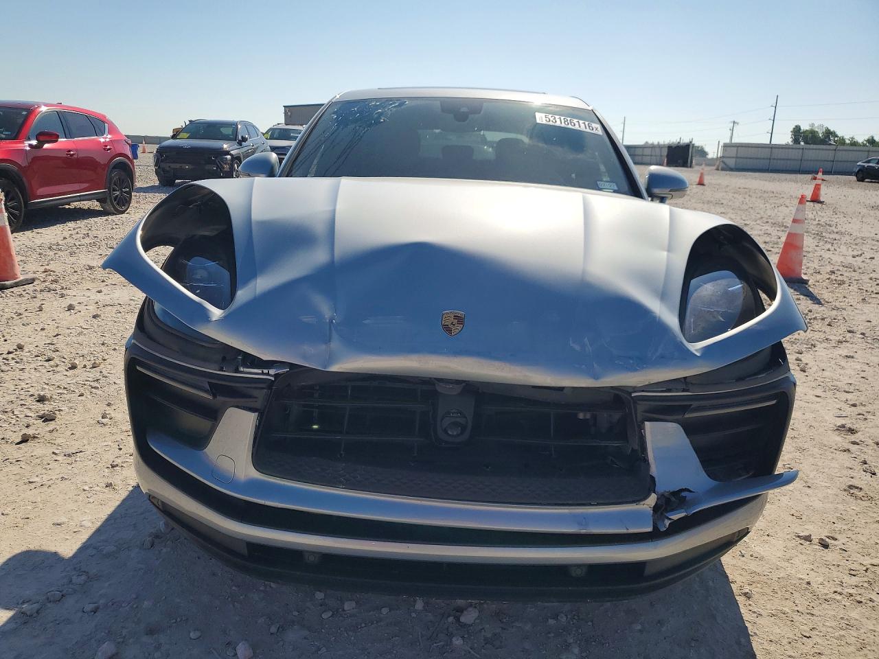 Porsche Macan Base