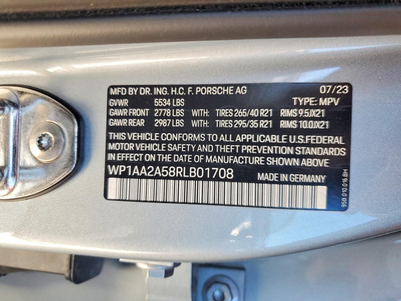 Porsche Macan Base