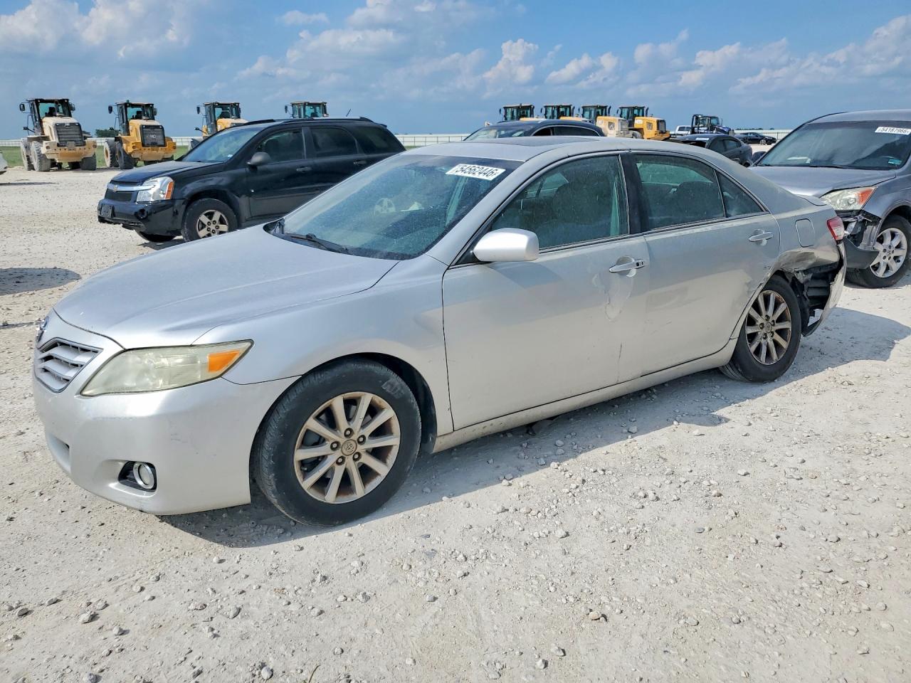 Salvage Toyota Camry Image