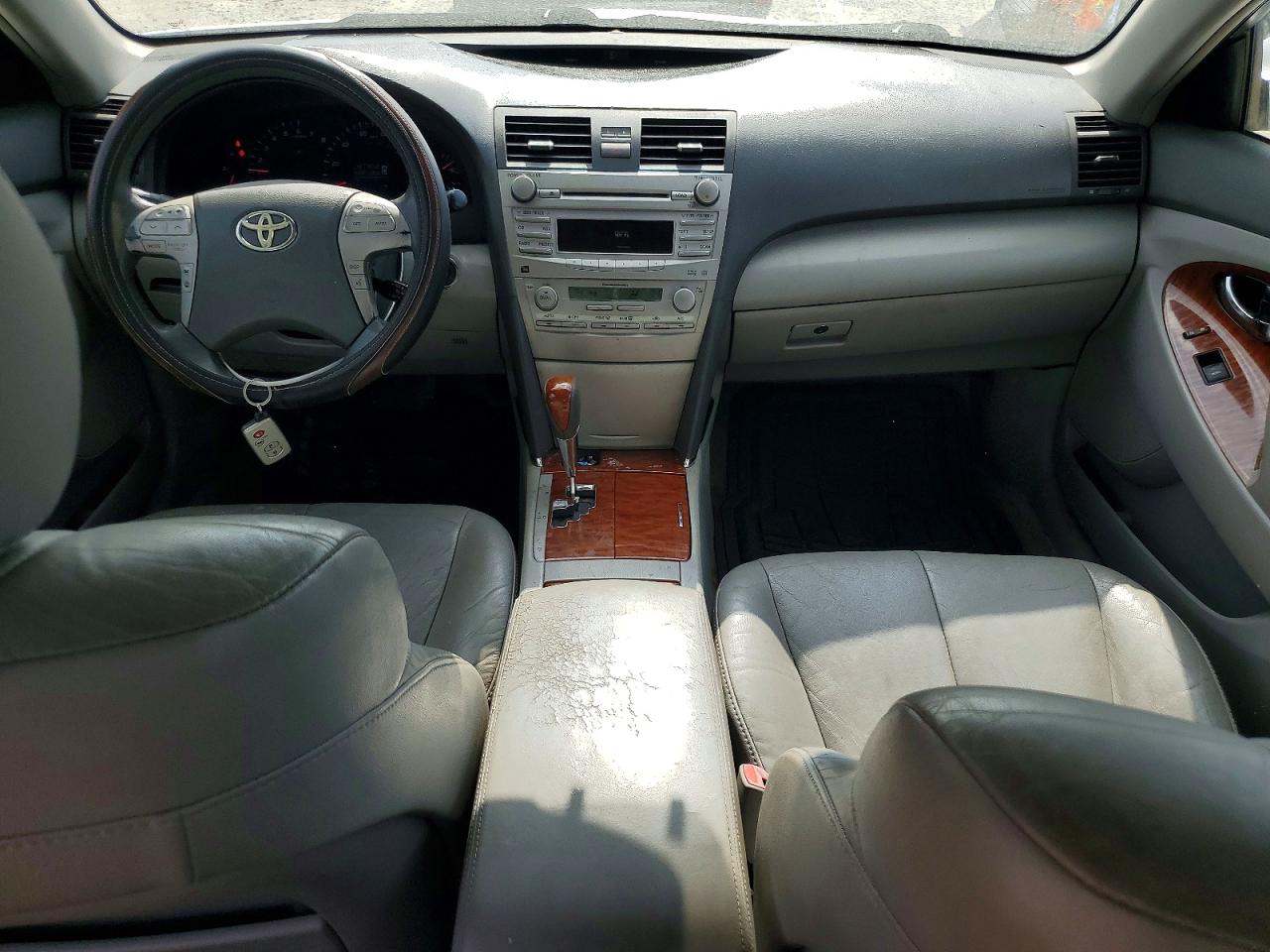 Toyota Camry Xle