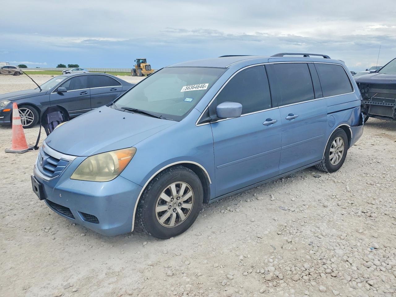 Salvage Honda Odyssey Image