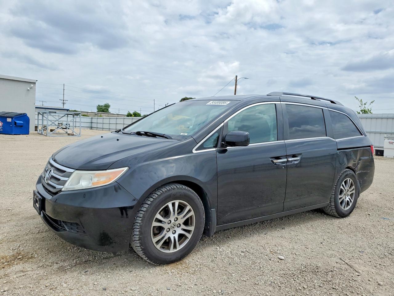 Salvage Honda Odyssey Image