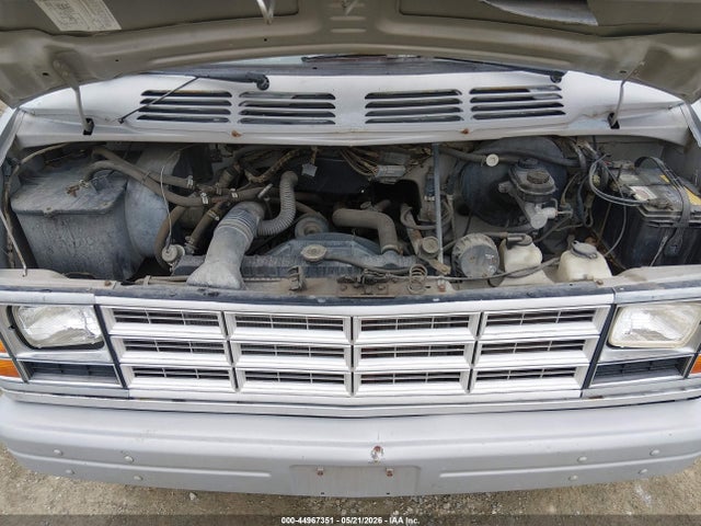 Dodge Ram Wagon B250