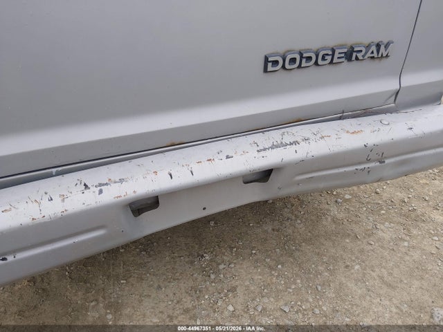 Dodge Ram Wagon B250