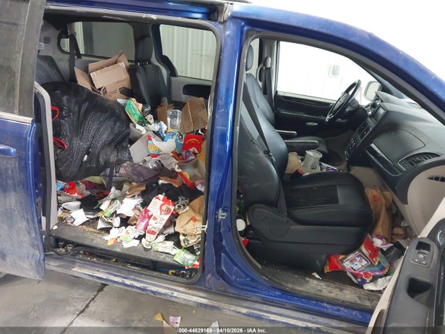 Dodge Grand Caravan Sxt