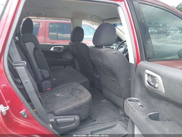 Nissan Pathfinder S