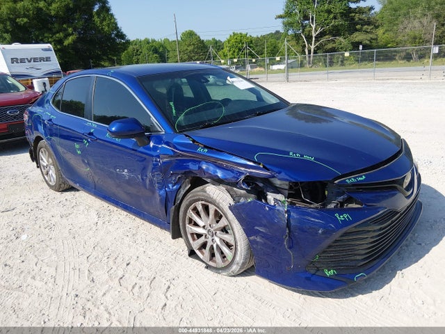Toyota Camry Le