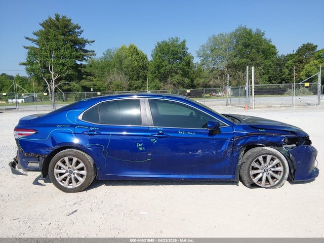 Toyota Camry Le